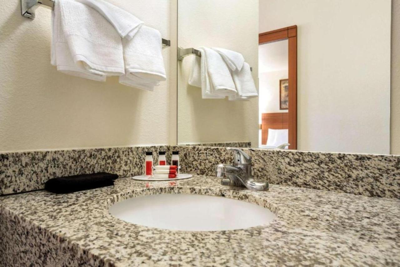 Travelodge By Wyndham Bill Wy Thunder Basin Ntl Grassland Extérieur photo