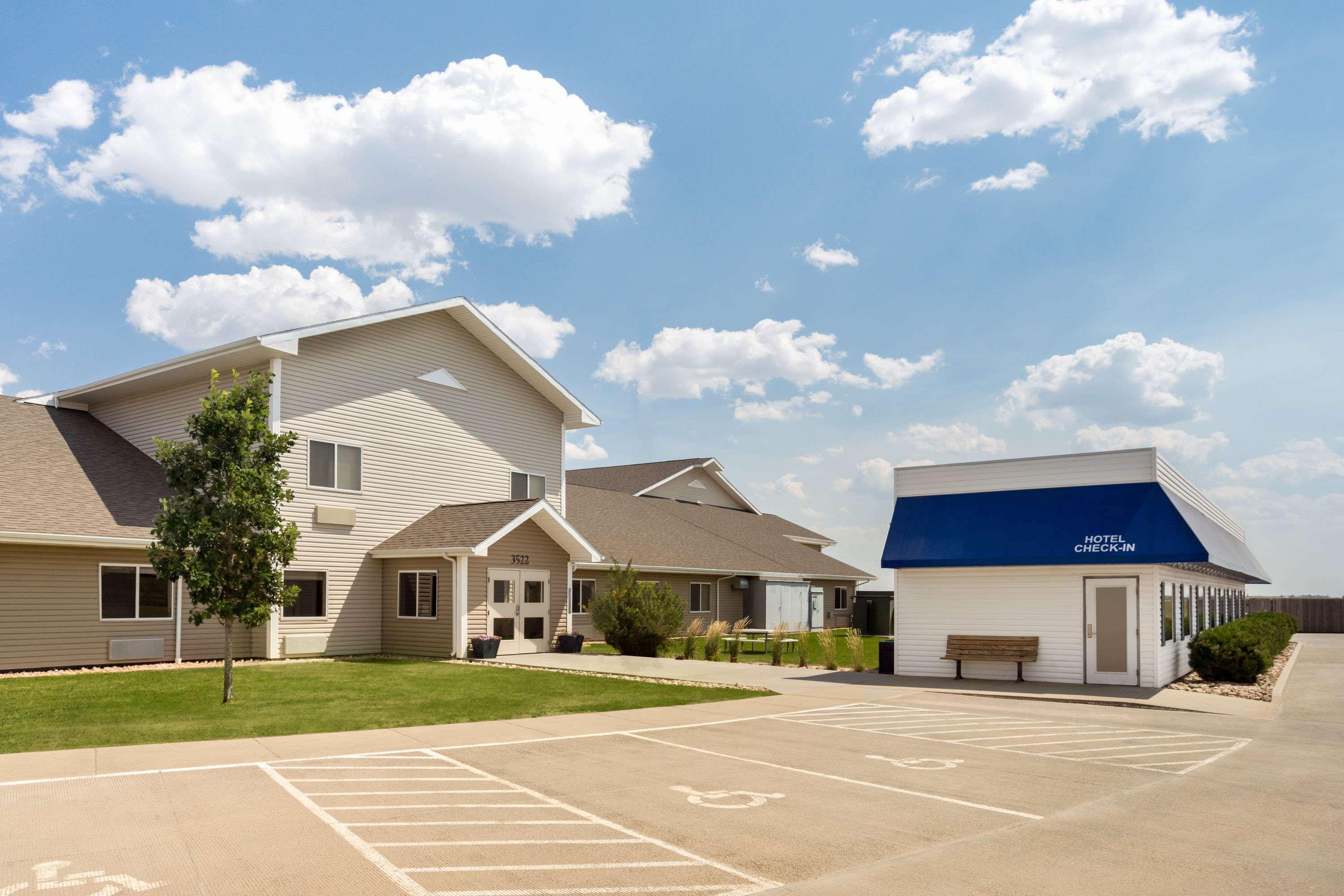 Travelodge By Wyndham Bill Wy Thunder Basin Ntl Grassland Extérieur photo